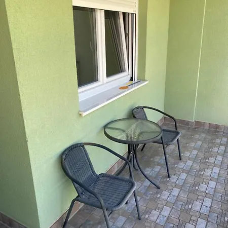 28 Apartment
